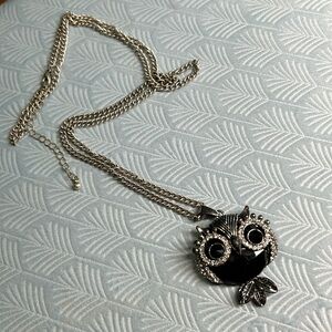 black opal owl chained necklace costume jewelry